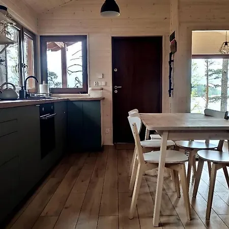 Ferienhaus Zakatek Wdzydze Nad Samym Jeziorem - Pierwsza Linia Borsk