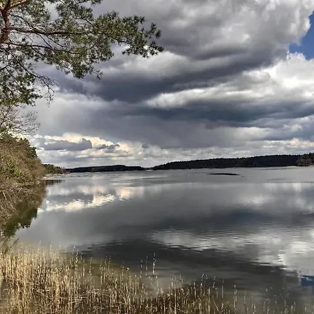 Casa de Férias Zakatek Wdzydze Nad Samym Jeziorem - Pierwsza Linia