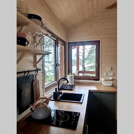 Zakatek Wdzydze Nad Samym Jeziorem - Pierwsza Linia