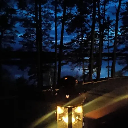 Zakatek Wdzydze Nad Samym Jeziorem - Pierwsza Linia Ferienhaus Borsk