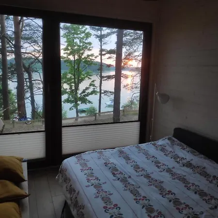 Zakatek Wdzydze Nad Samym Jeziorem - Pierwsza Linia Ferienhaus Borsk
