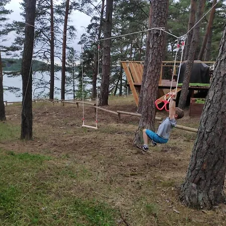 Ferienhaus Zakatek Wdzydze Nad Samym Jeziorem - Pierwsza Linia Borsk