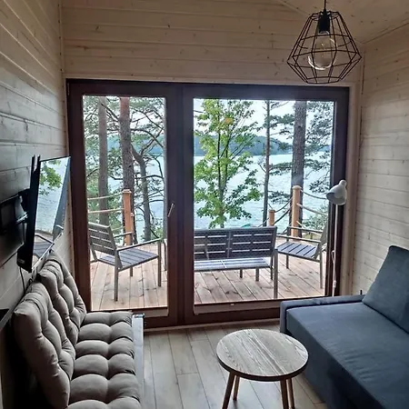 Zakatek Wdzydze Nad Samym Jeziorem - Pierwsza Linia Borsk