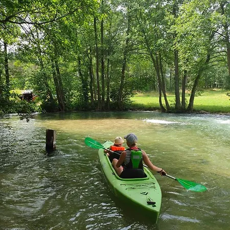 Ferienhaus Zakatek Wdzydze Nad Samym Jeziorem - Pierwsza Linia Borsk