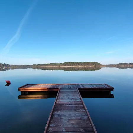 Zakatek Wdzydze Nad Samym Jeziorem - Pierwsza Linia Borsk