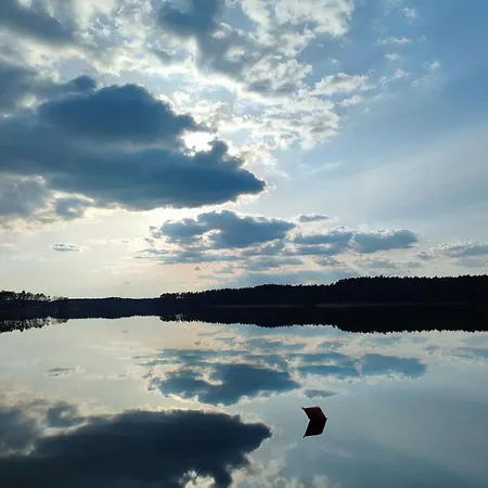 Zakatek Wdzydze Nad Samym Jeziorem - Pierwsza Linia * Borsk