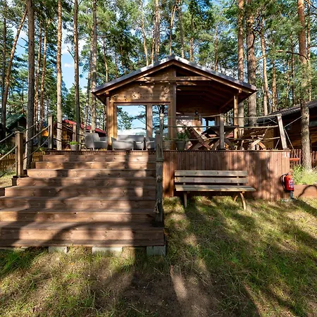 Casa de Férias Zakatek Wdzydze Nad Samym Jeziorem - Pierwsza Linia