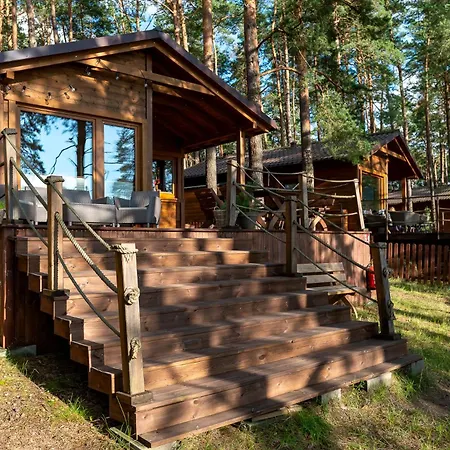 Ferienhaus Zakatek Wdzydze Nad Samym Jeziorem - Pierwsza Linia Borsk