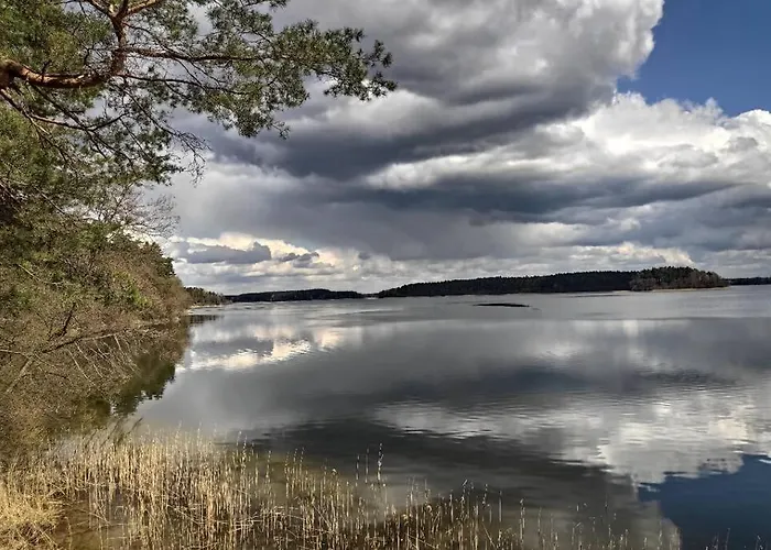 Дом отдыха Zakatek Wdzydze Nad Samym Jeziorem - Pierwsza Linia