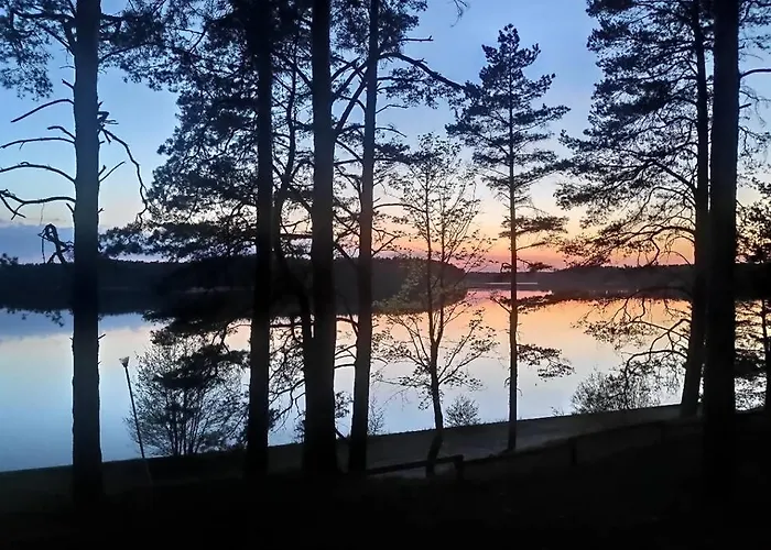 Zakatek Wdzydze Nad Samym Jeziorem - Pierwsza Linia *