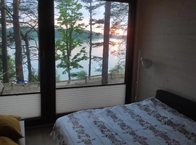 Zakatek Wdzydze Nad Samym Jeziorem - Pierwsza Linia Дом отдыха Борск