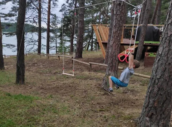 Дом отдыха Zakatek Wdzydze Nad Samym Jeziorem - Pierwsza Linia Борск