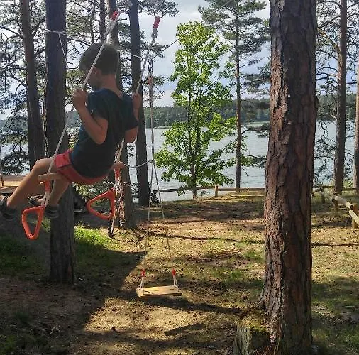 Zakatek Wdzydze Nad Samym Jeziorem - Pierwsza Linia Дом отдыха *