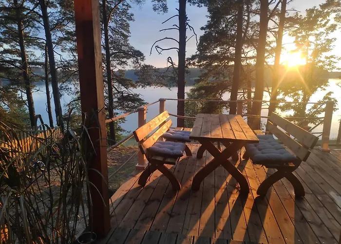 Zakatek Wdzydze Nad Samym Jeziorem - Pierwsza Linia Дом отдыха Борск