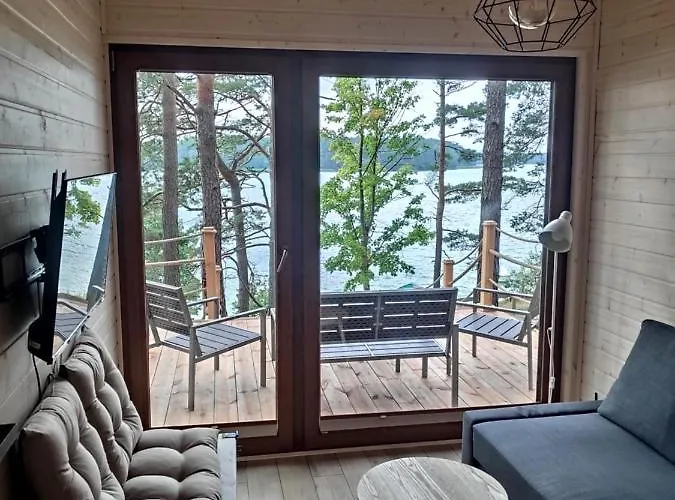 Zakatek Wdzydze Nad Samym Jeziorem - Pierwsza Linia Борск