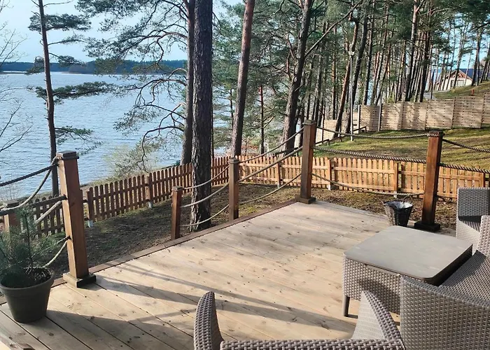 Дом отдыха Zakatek Wdzydze Nad Samym Jeziorem - Pierwsza Linia Борск