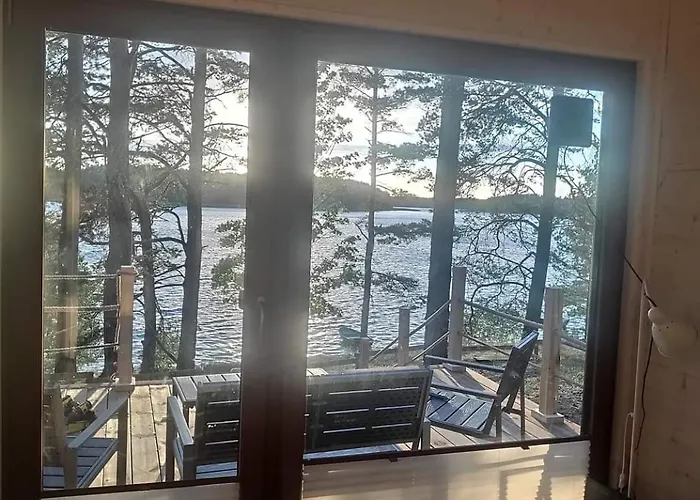 Дом отдыха Zakatek Wdzydze Nad Samym Jeziorem - Pierwsza Linia *