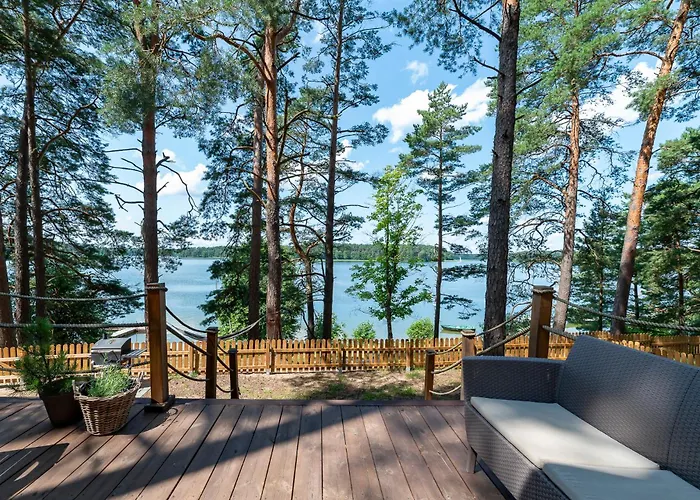 Дом отдыха Zakatek Wdzydze Nad Samym Jeziorem - Pierwsza Linia