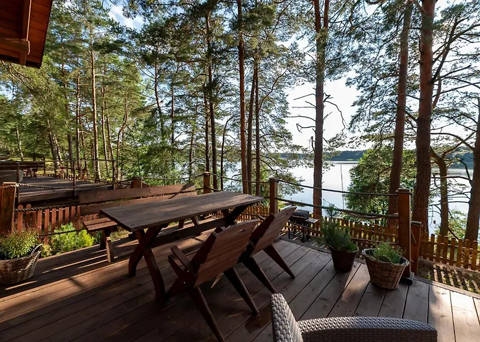 Дом отдыха Zakatek Wdzydze Nad Samym Jeziorem - Pierwsza Linia Борск