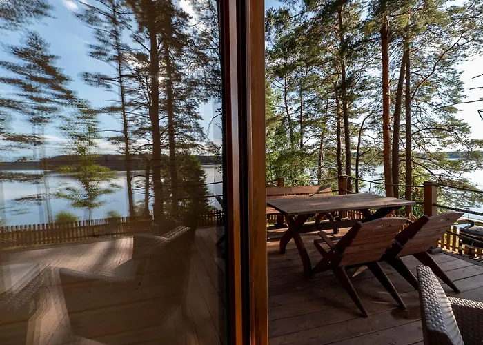 Zakatek Wdzydze Nad Samym Jeziorem - Pierwsza Linia Дом отдыха Борск