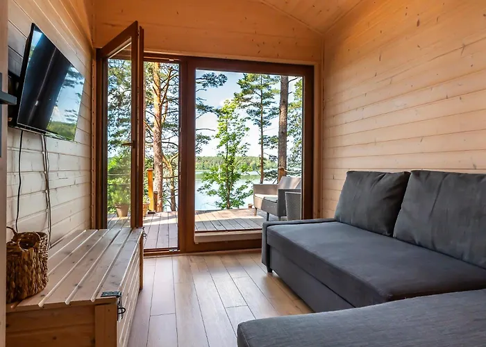 Zakatek Wdzydze Nad Samym Jeziorem - Pierwsza Linia * Борск