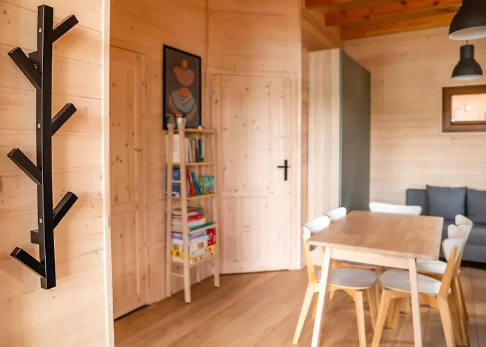 Zakatek Wdzydze Nad Samym Jeziorem - Pierwsza Linia Дом отдыха *