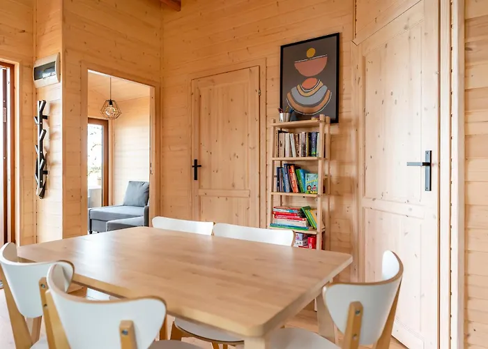 Zakatek Wdzydze Nad Samym Jeziorem - Pierwsza Linia * Борск