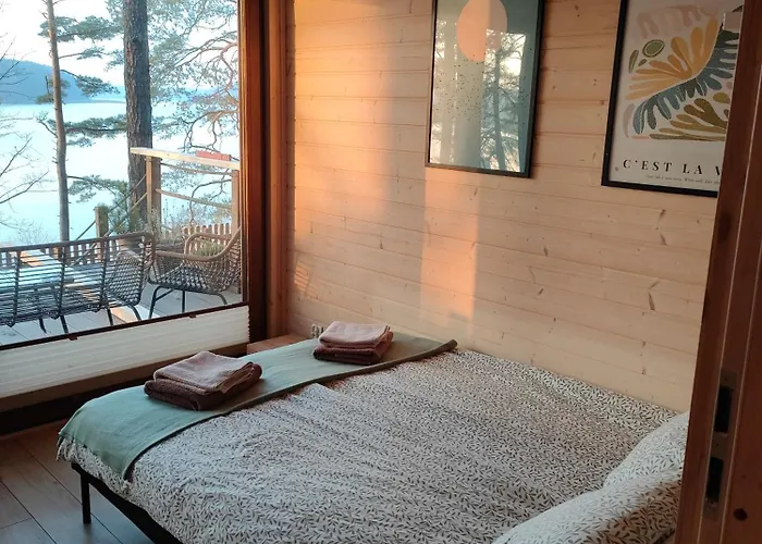 Zakatek Wdzydze Nad Samym Jeziorem - Pierwsza Linia Дом отдыха *