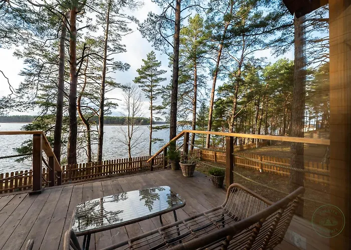 Zakatek Wdzydze Nad Samym Jeziorem - Pierwsza Linia * Борск