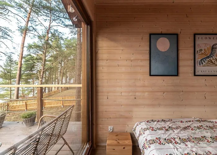 Zakatek Wdzydze Nad Samym Jeziorem - Pierwsza Linia Дом отдыха